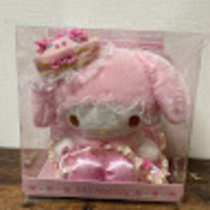 Meet your Posher, Angie